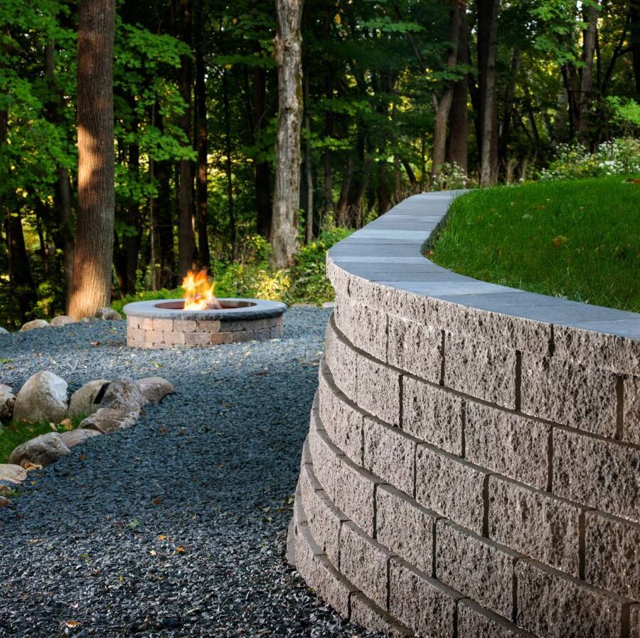 Saint EtienneセイントエティエンヌHobart Paving7インチ Ep Henry Pavers | Delaware Hardscape Supply, LLC